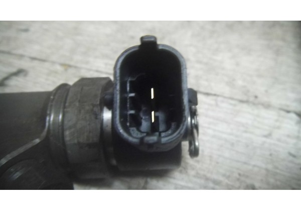 Форсунка BOSCH Renault Espace IV, Laguna II, Master II 2.2, 2.5 dci, 0445110229, 8200381629, 0445110036